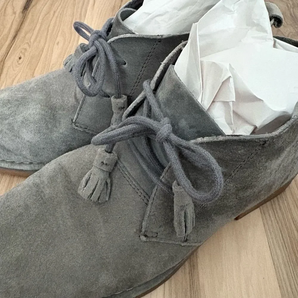 Hush Puppies Ankle Boots Gray Chukka Lace Up Contrast Stitching Casual Everyday
